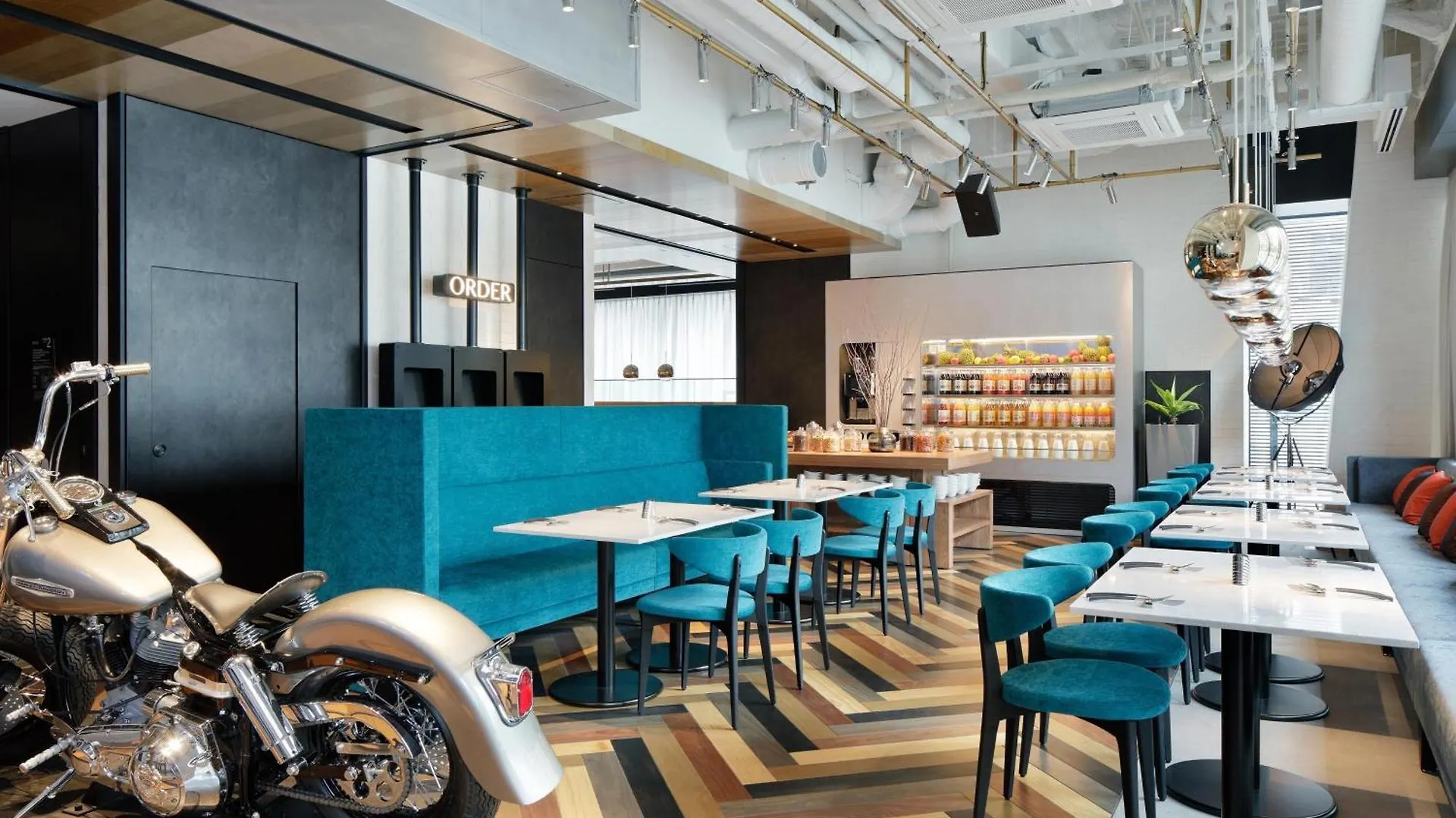 Aloft Tokyo Ginza Hotel 4*,